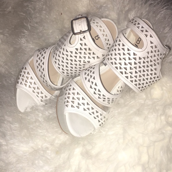Bakers Shoes - Baker leather sandals